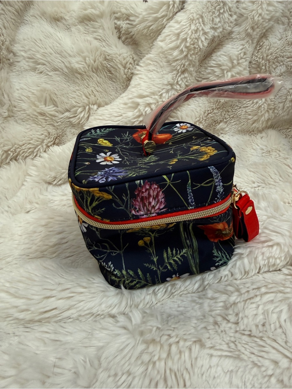 Estee Lauder Floral Navy Cosmetic Case and travel cube with Red Accents